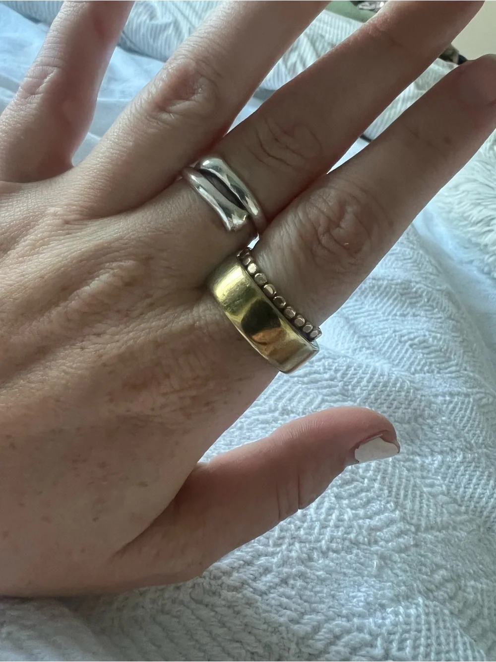 Oura Ring 4 - Gold - sz 11